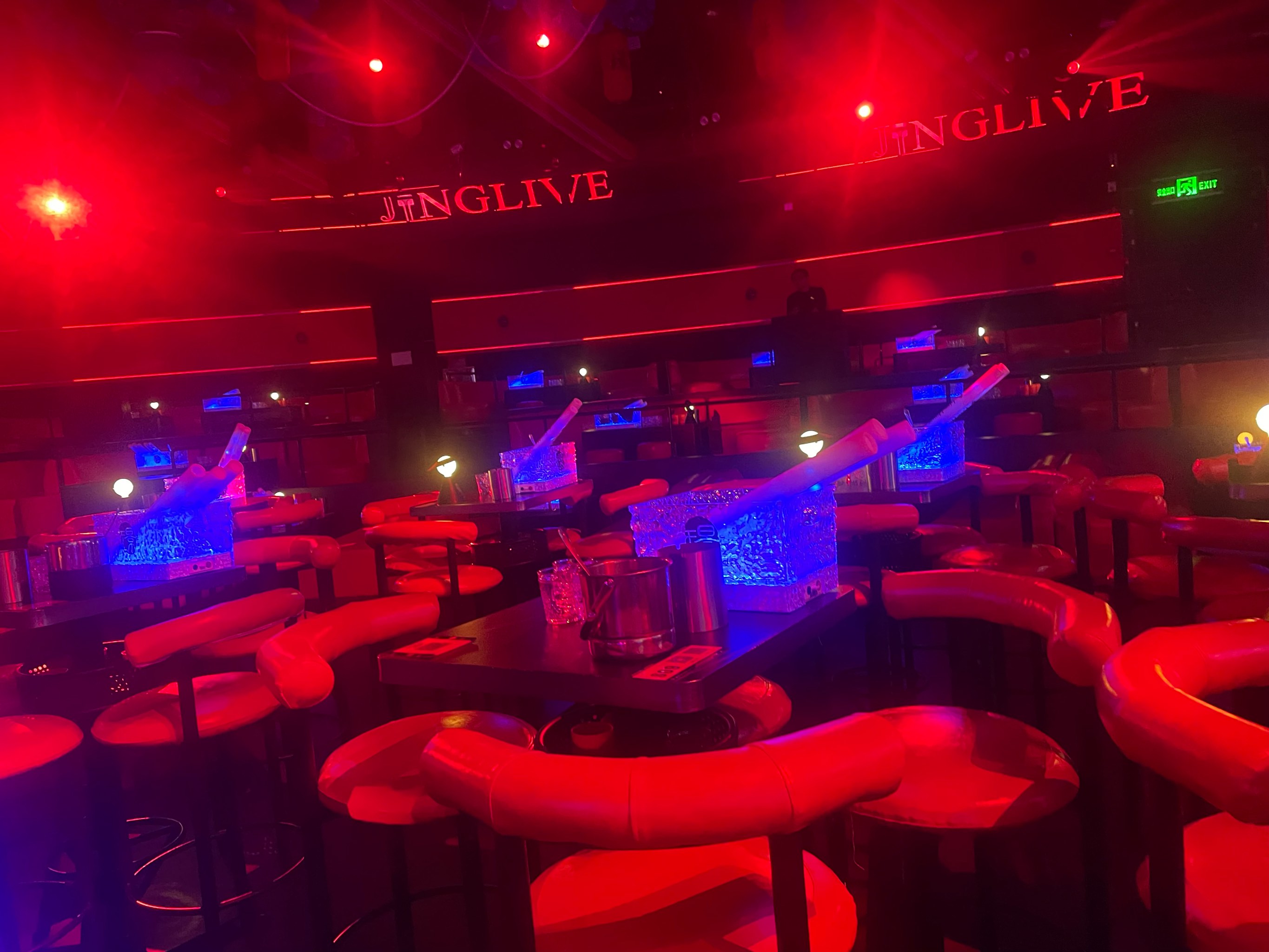 临沧商务ktv总排行排行榜推荐-永德县ktv预定